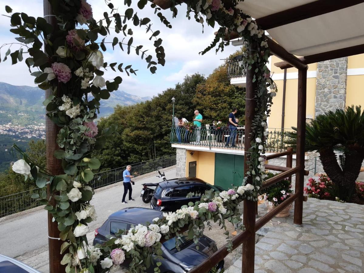 B&B Villa Reginella アジェーロラ エクステリア 写真