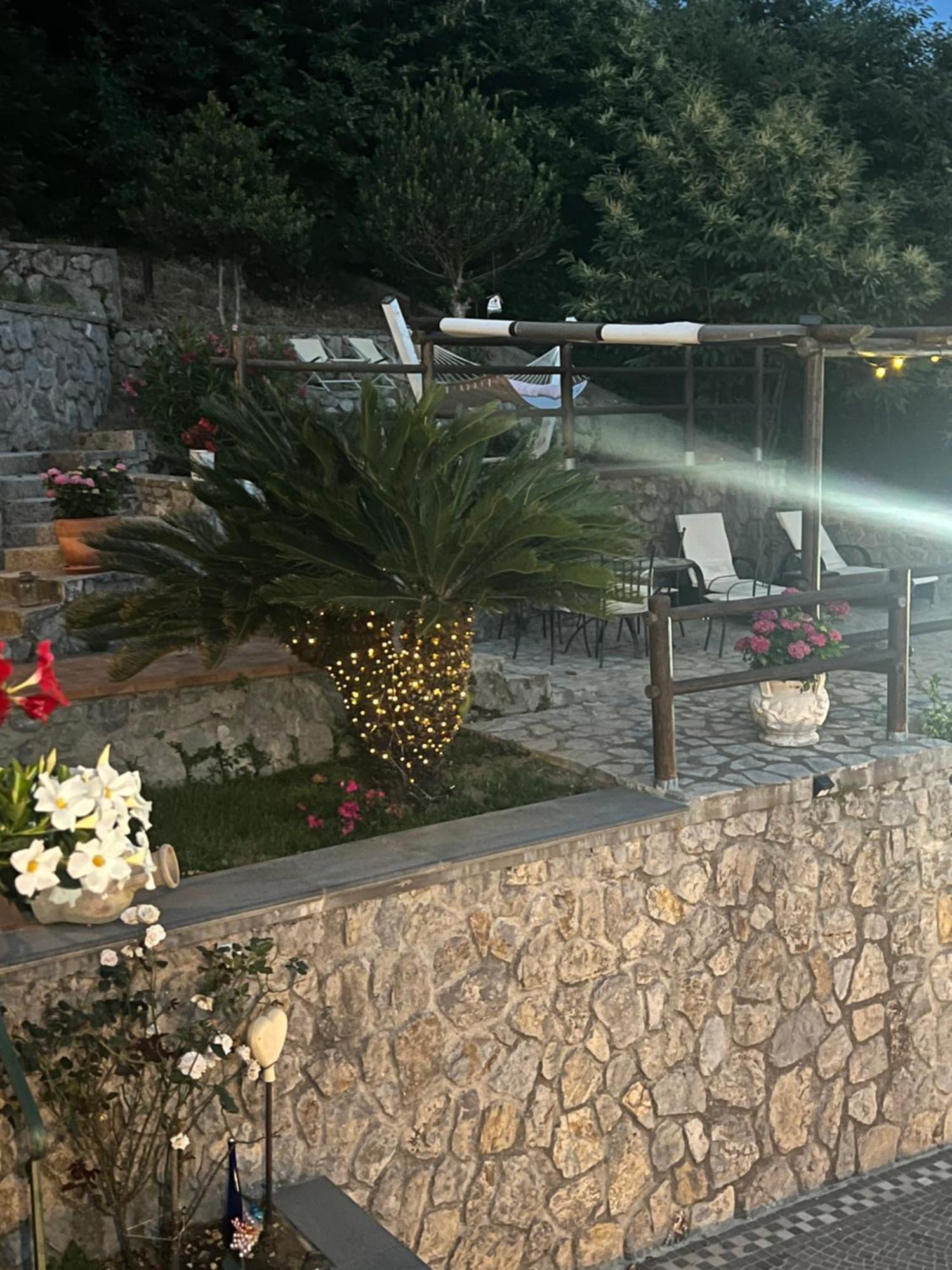 B&B Villa Reginella アジェーロラ エクステリア 写真